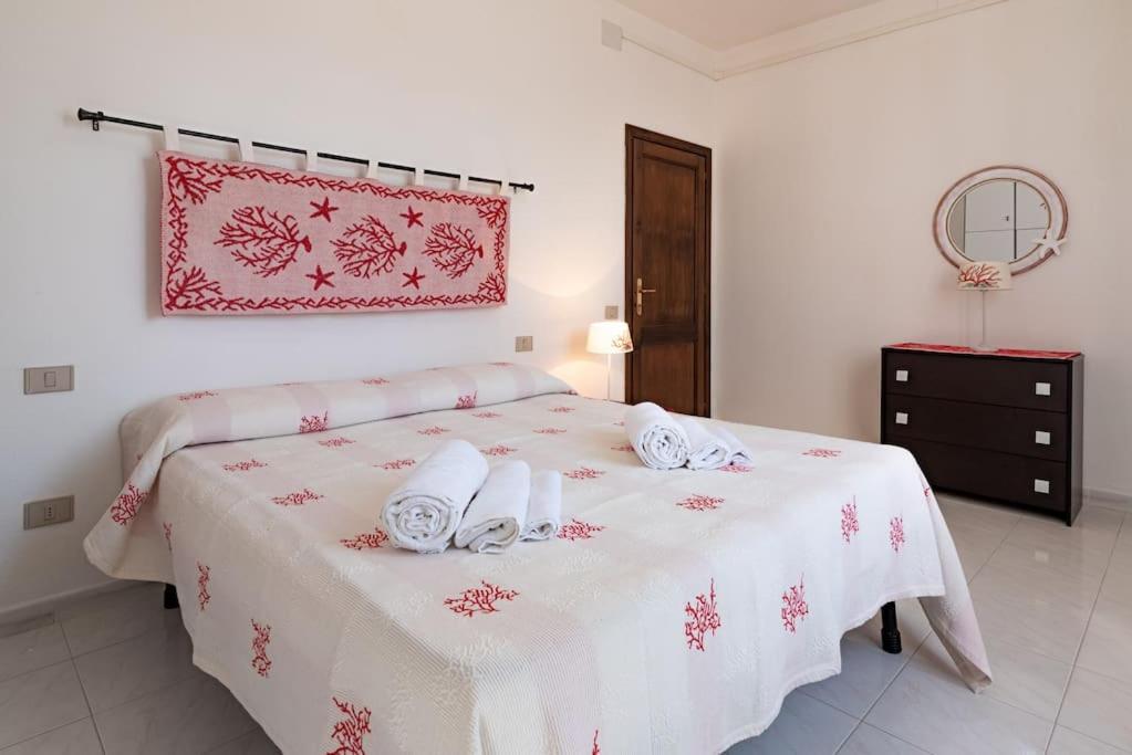 La Lampara - Casa Panoramica 4 Km Dalla Pelosa *